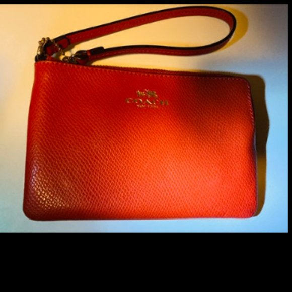 Wristlet - Picture 1 of 1